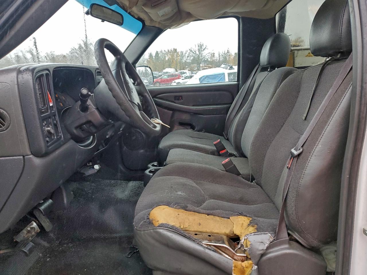 Chevrolet Silverado C2500 Heavy Duty Image 6