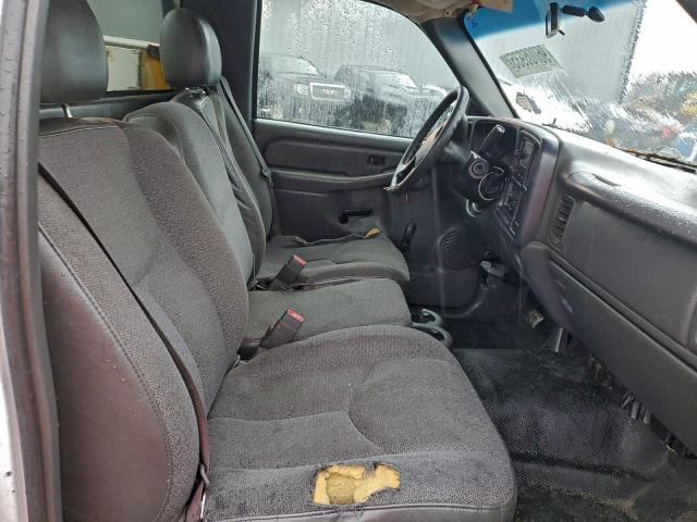 Chevrolet Silverado C2500 Heavy Duty Image 3