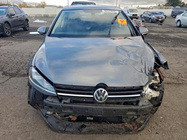 Volkswagen Golf Image 8