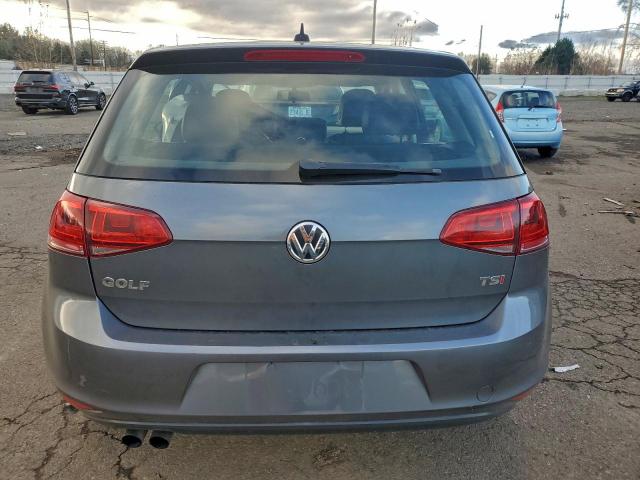 Volkswagen Golf Image 4