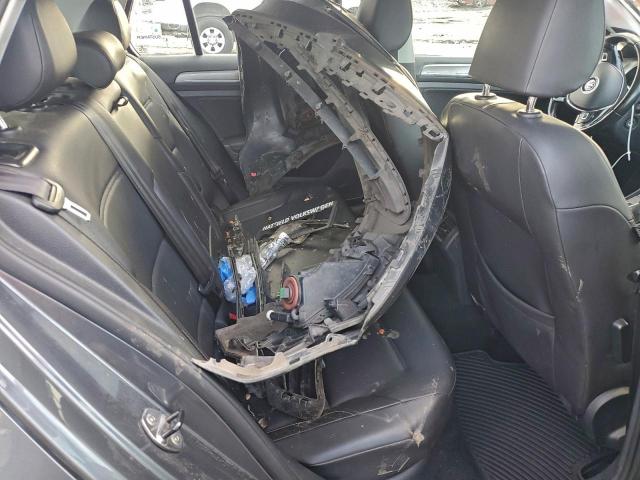 Volkswagen Golf Image 12