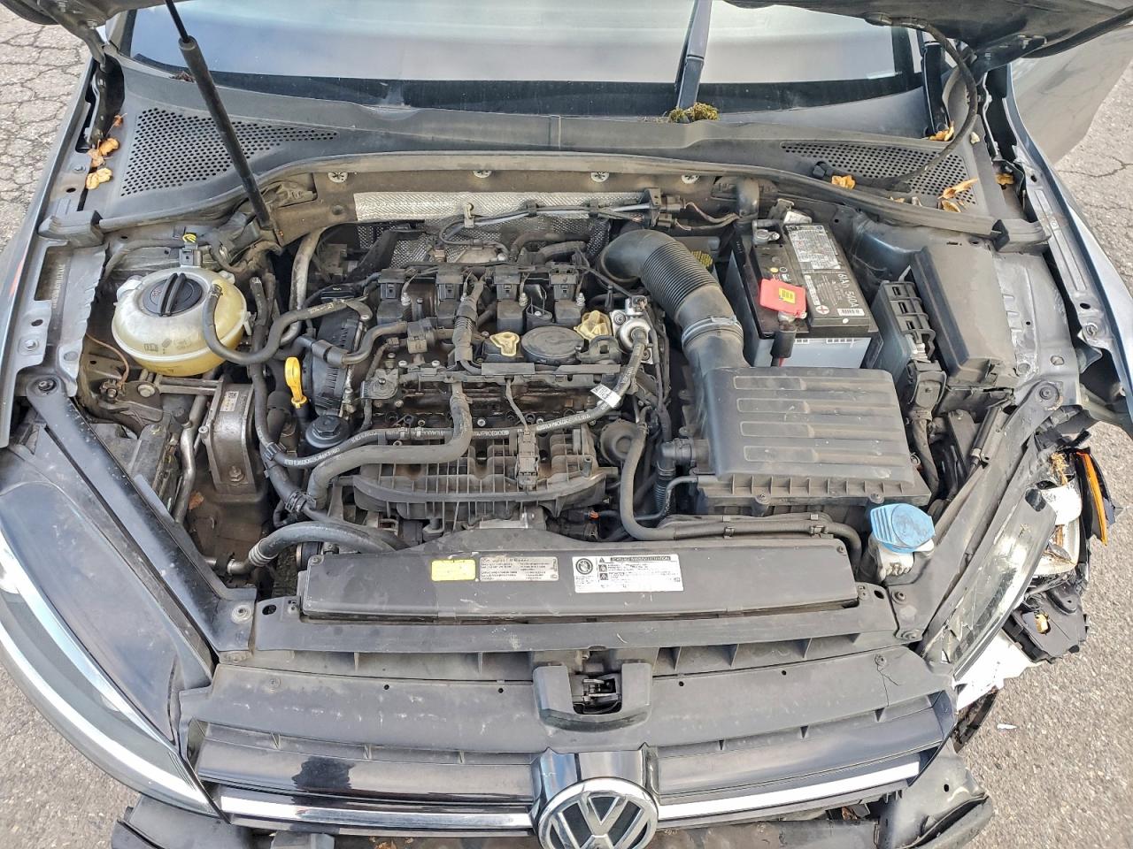 Volkswagen Golf Image 10