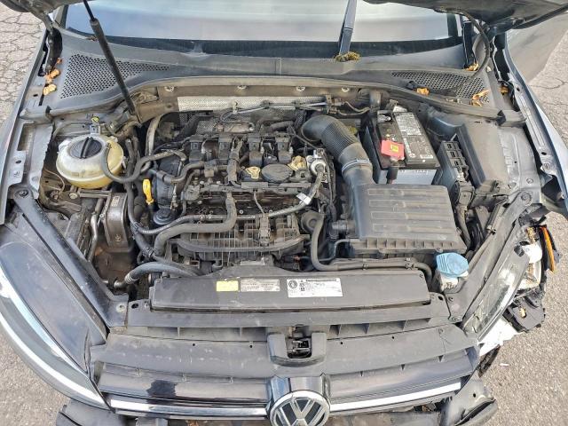 Volkswagen Golf Image 10