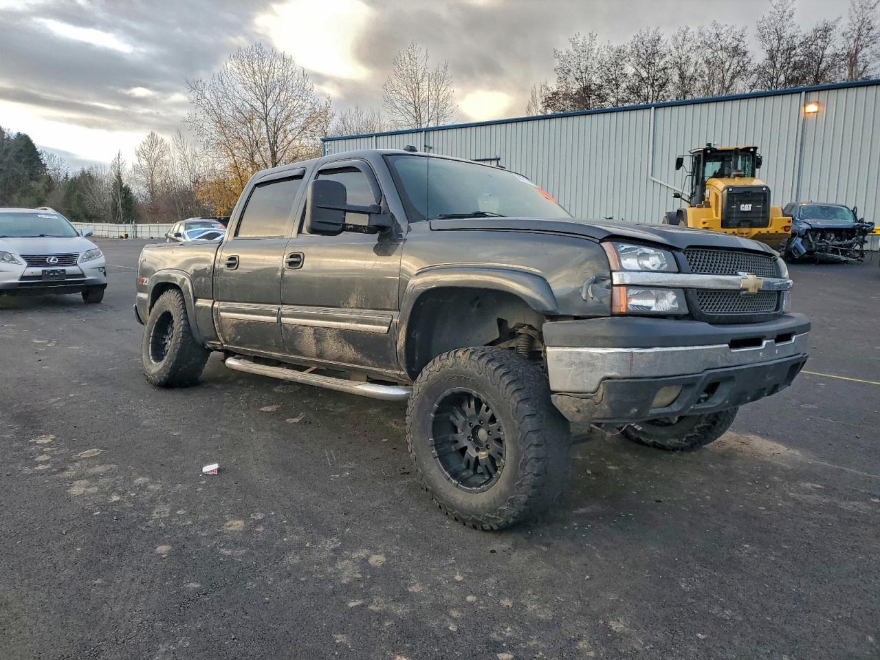 Chevrolet Silverado K1500 Image 3