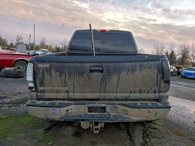 Chevrolet Silverado K1500 Image 8