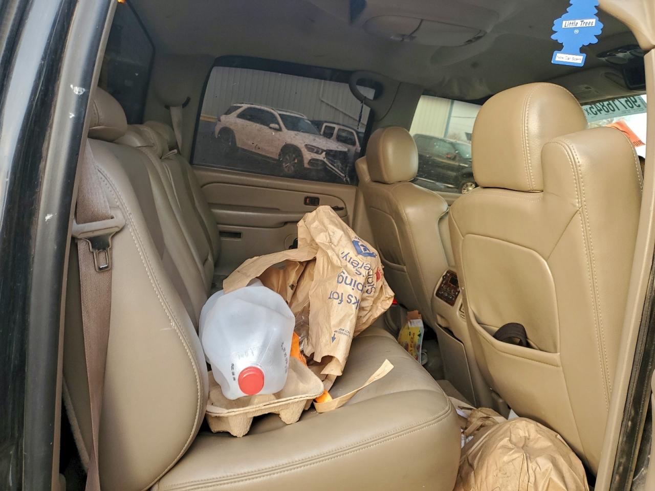 Chevrolet Silverado K1500 Image 12