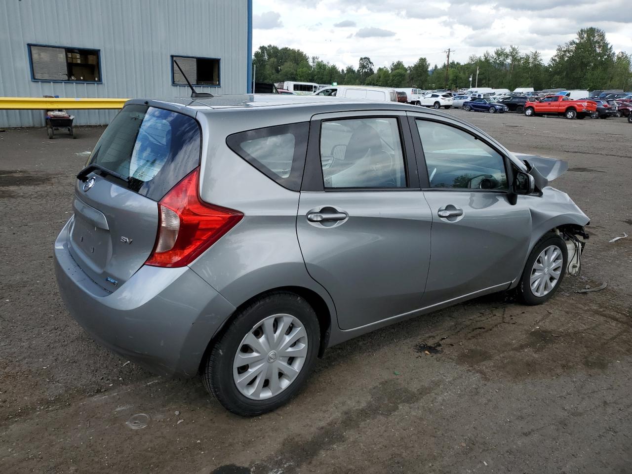 Nissan Versa S Image 6