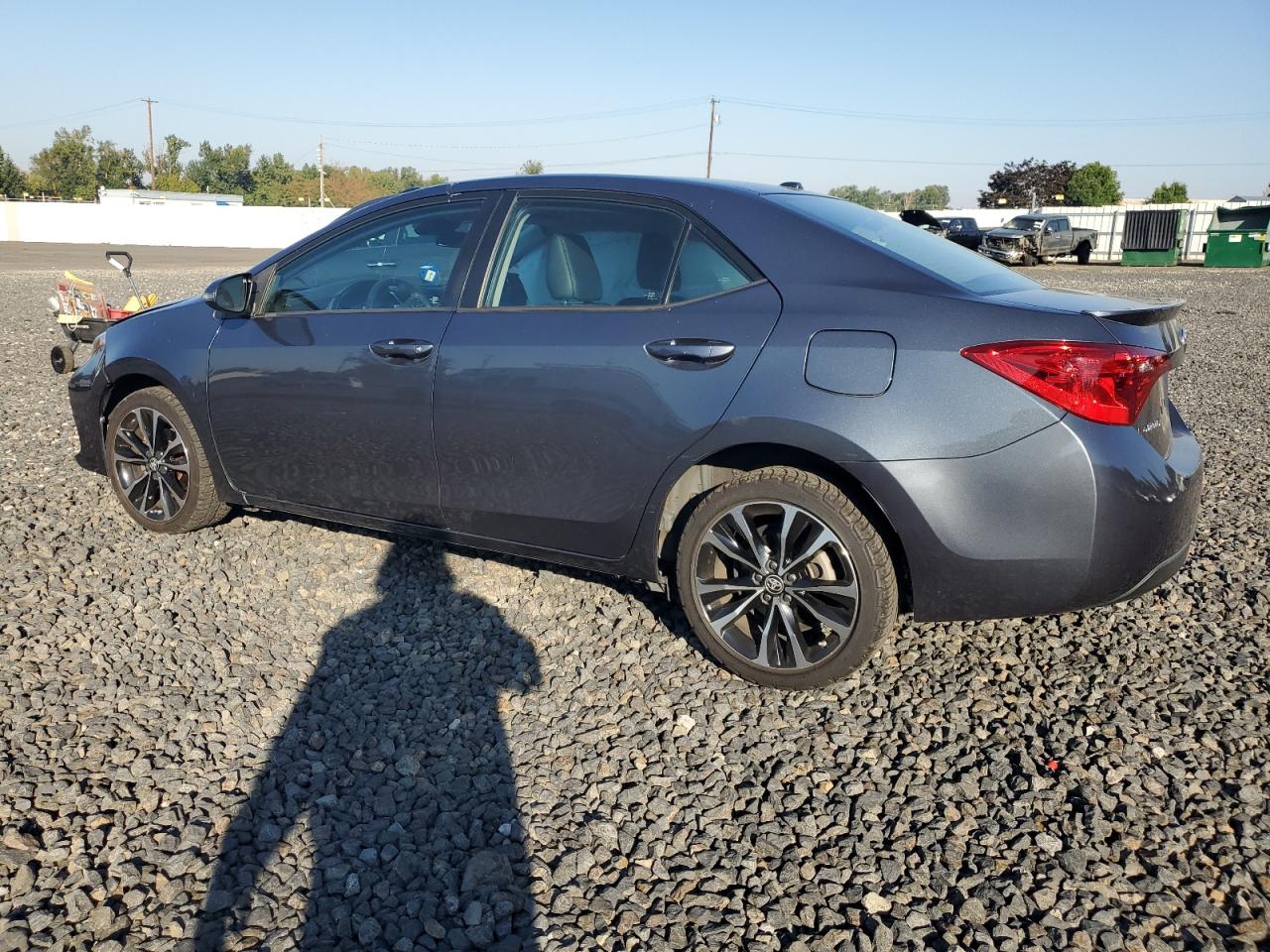 Toyota Corolla L Image 7