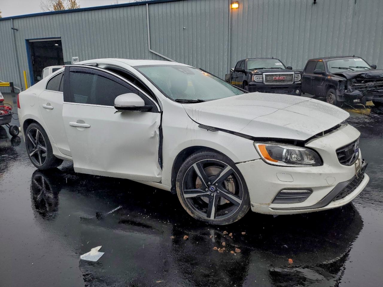 Volvo S60 Polestar Image 3