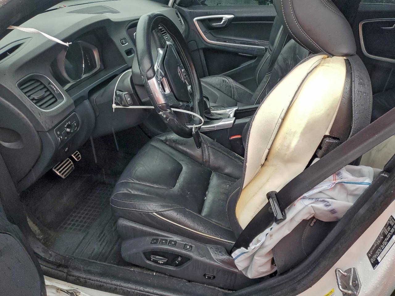 Volvo S60 Polestar Image 6