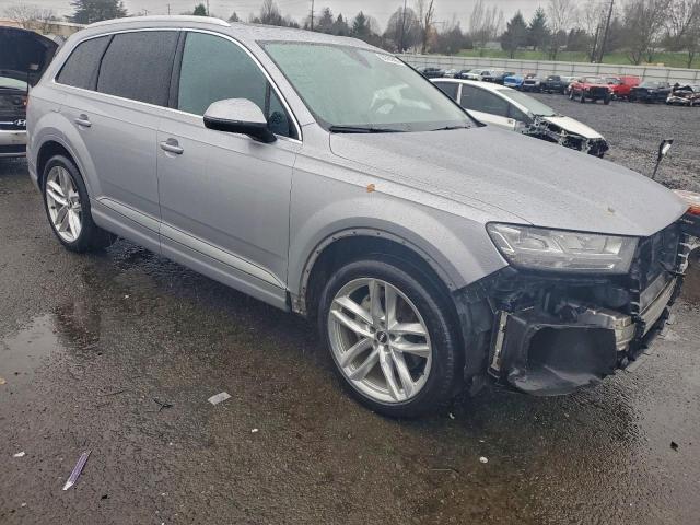 Audi Q7 Prestige Image 11