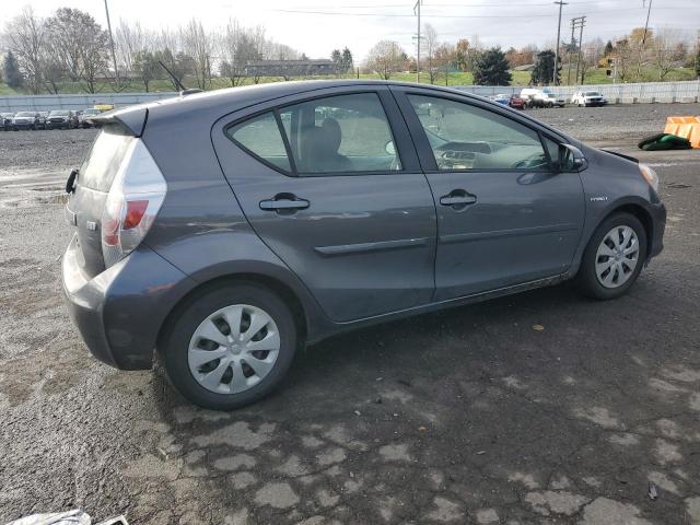 Toyota Prius Image 8