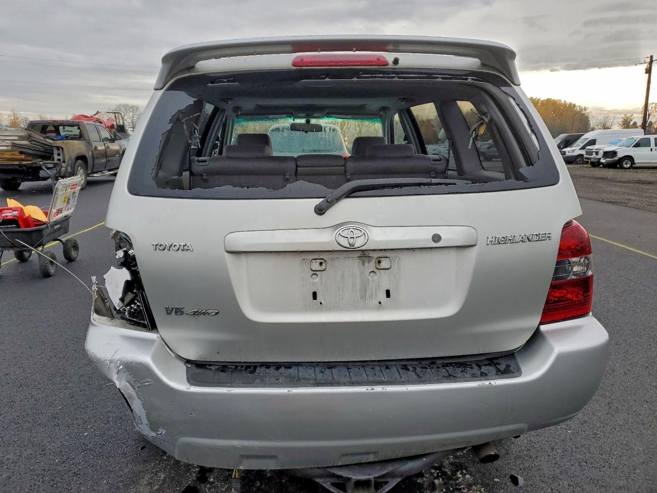 Toyota Highlander Sport Image 3