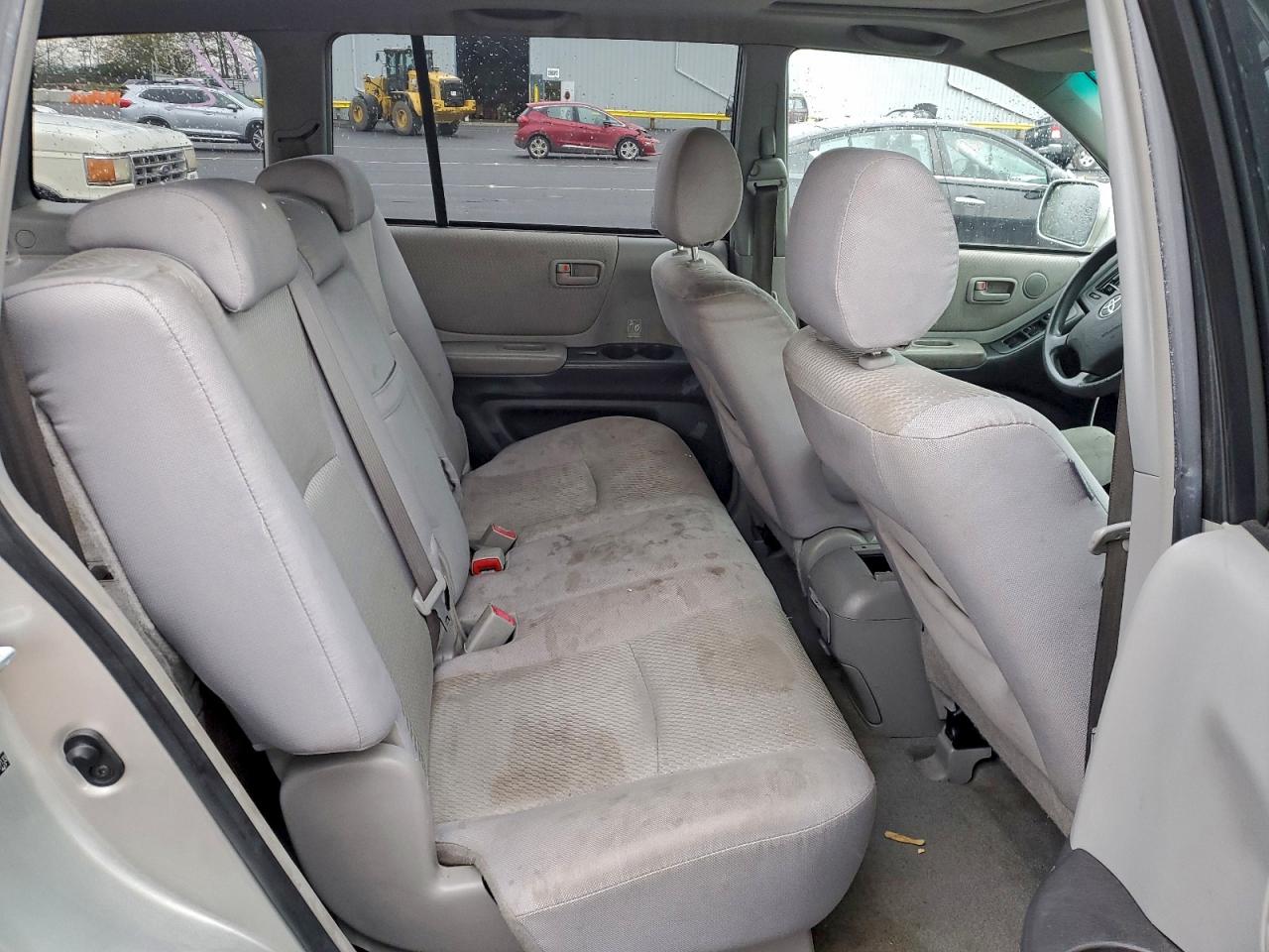 Toyota Highlander Sport Image 11