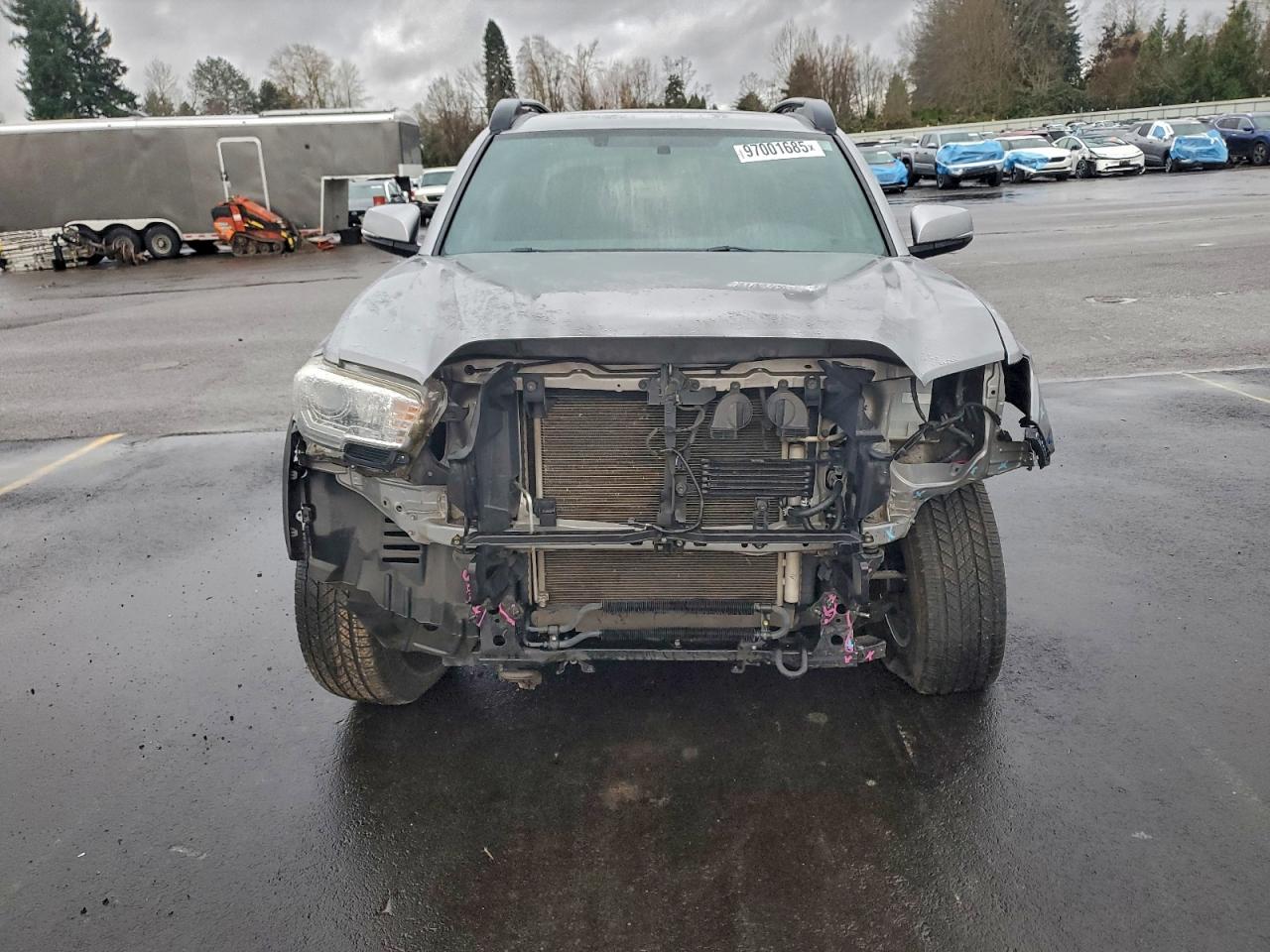 Toyota Tacoma Double Cab Image 4