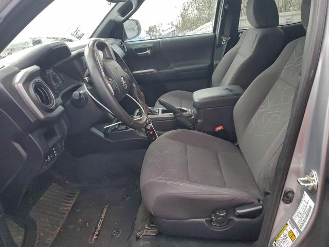 Toyota Tacoma Double Cab Image 5