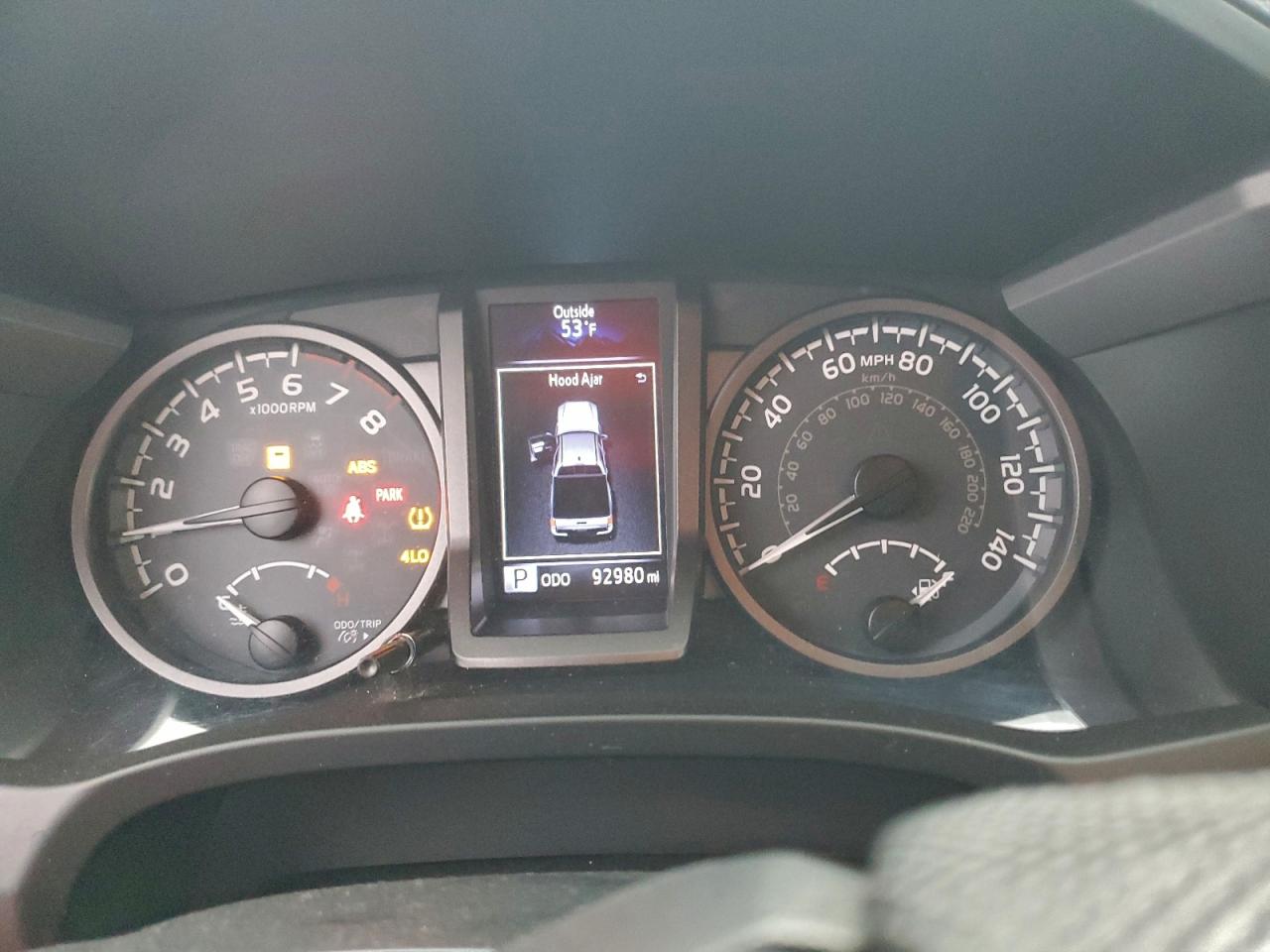 Toyota Tacoma Double Cab Image 11