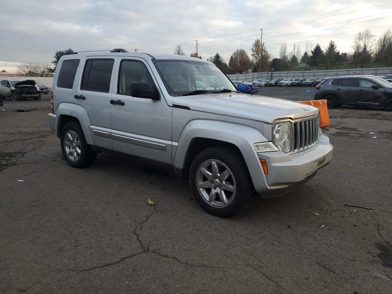 Jeep Liberty Limited Image 3