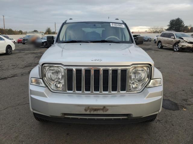 Jeep Liberty Limited Image 12