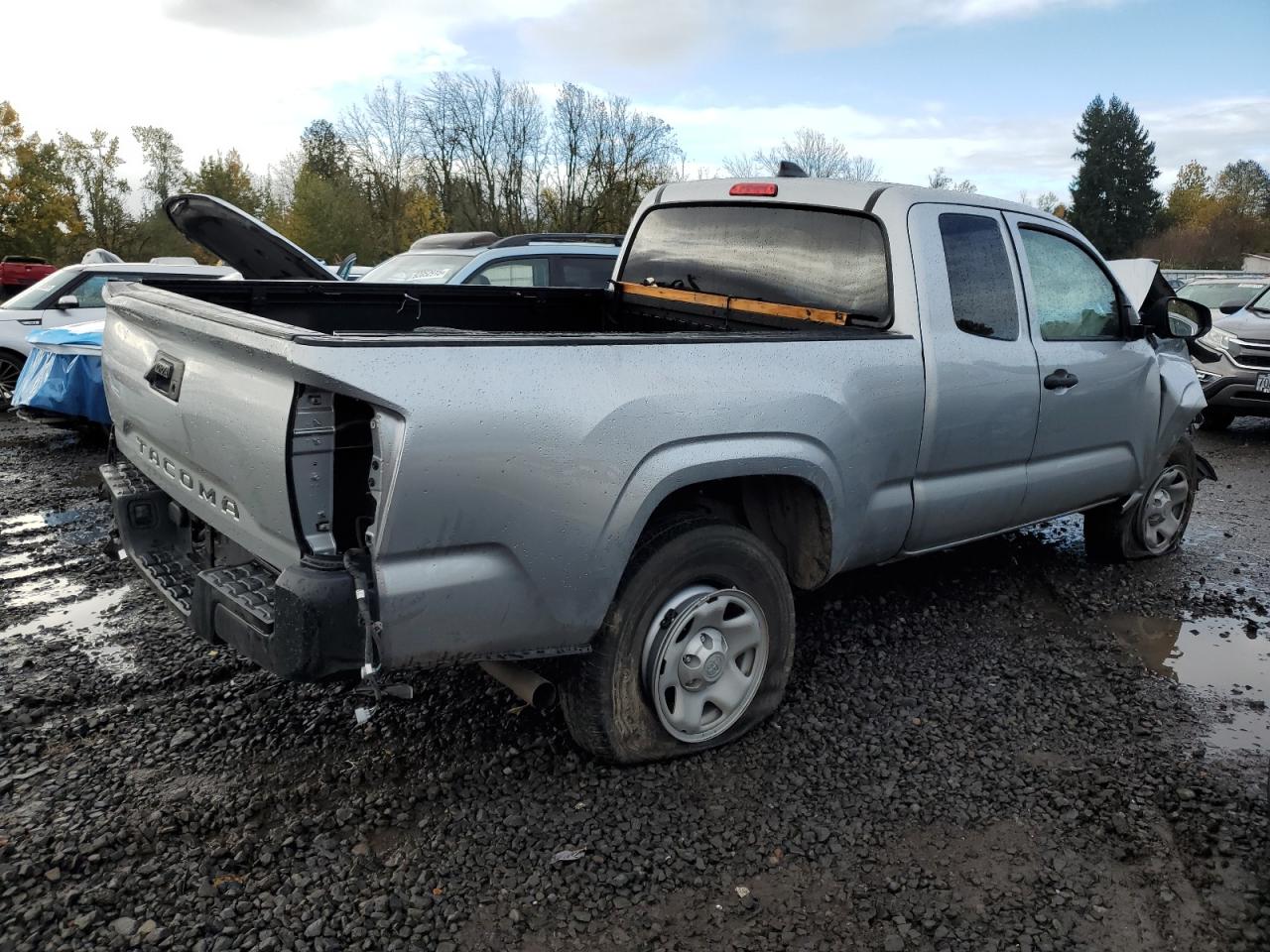 Toyota Tacoma Access Cab Image 10