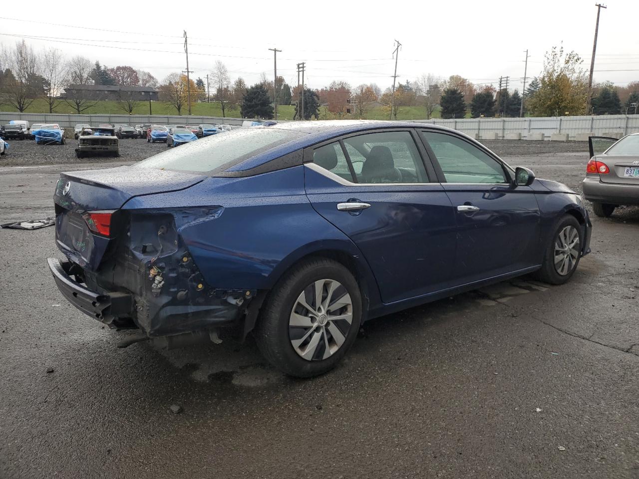 Nissan Altima S Image 7