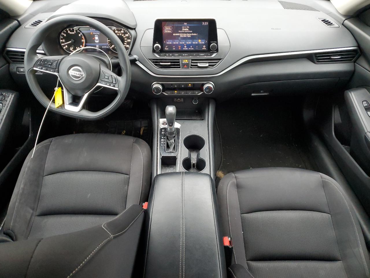 Nissan Altima S Image 3