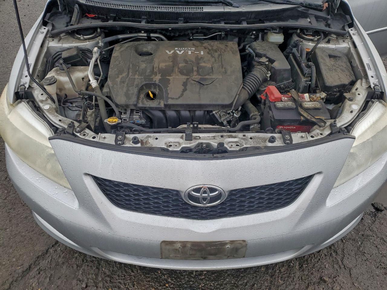 Toyota Corolla Base Image 6