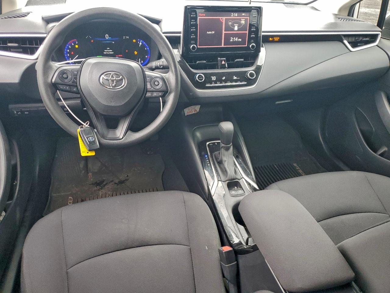 Toyota Corolla Le Image 8