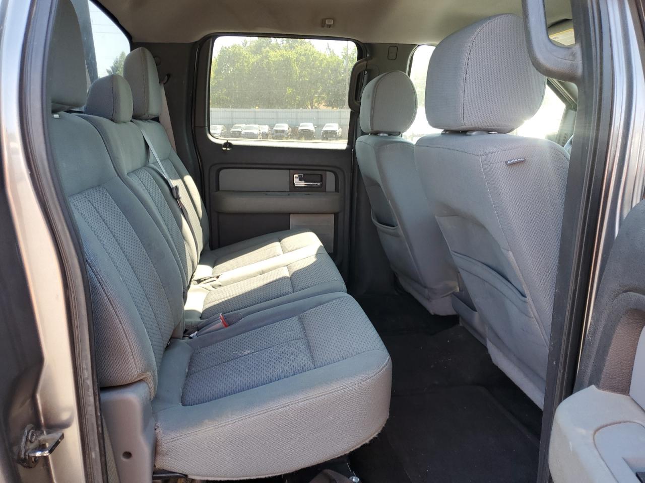 Ford F-150 Supercrew Image 4