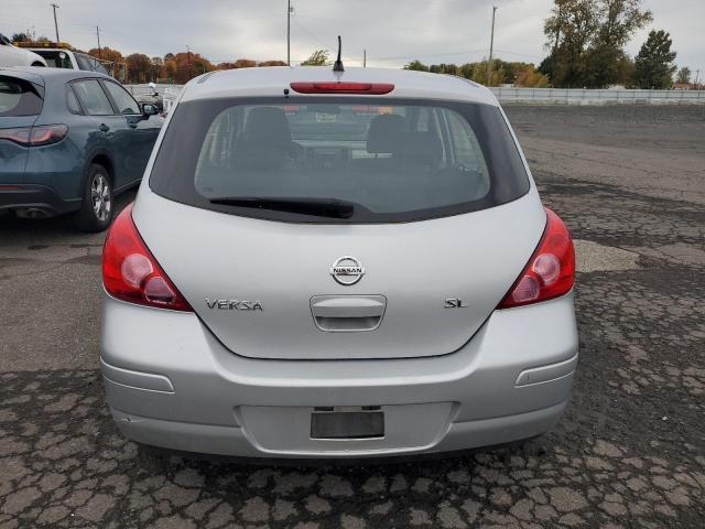 Nissan Versa S Image 5