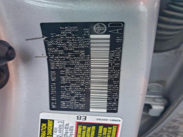 Toyota Corolla Base Image 11