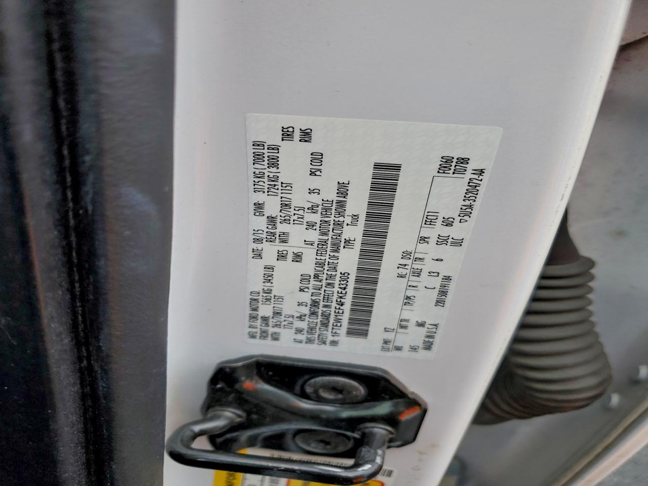 Ford F-150 Supercrew Image 4