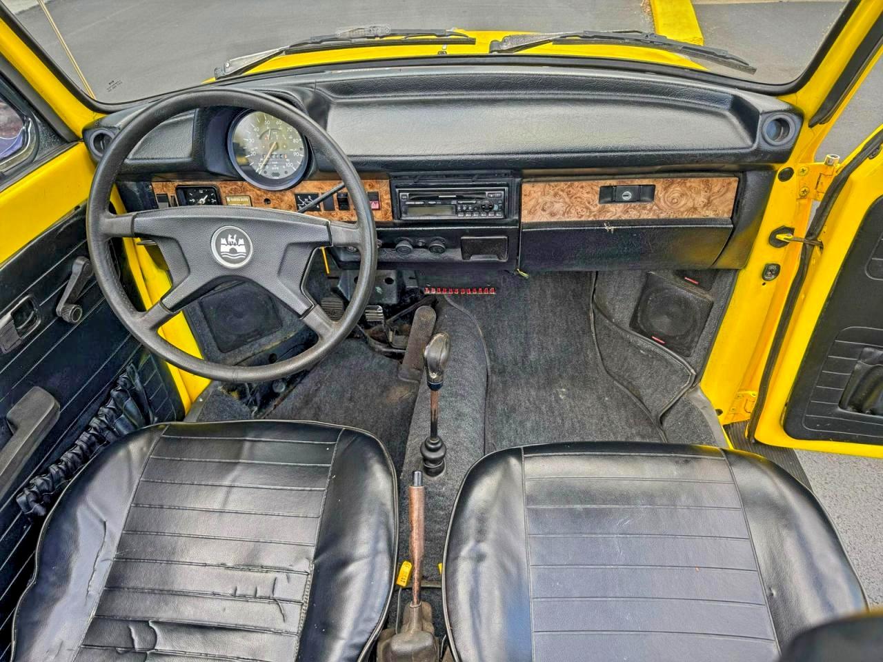 Volkswagen Beetle Image 8