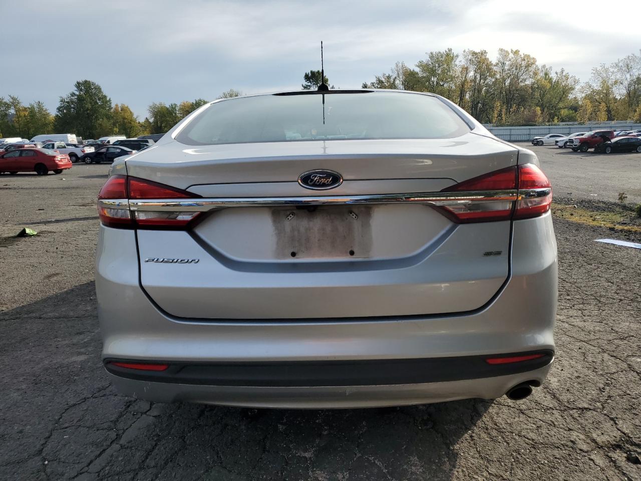 Ford Fusion Se Image 3
