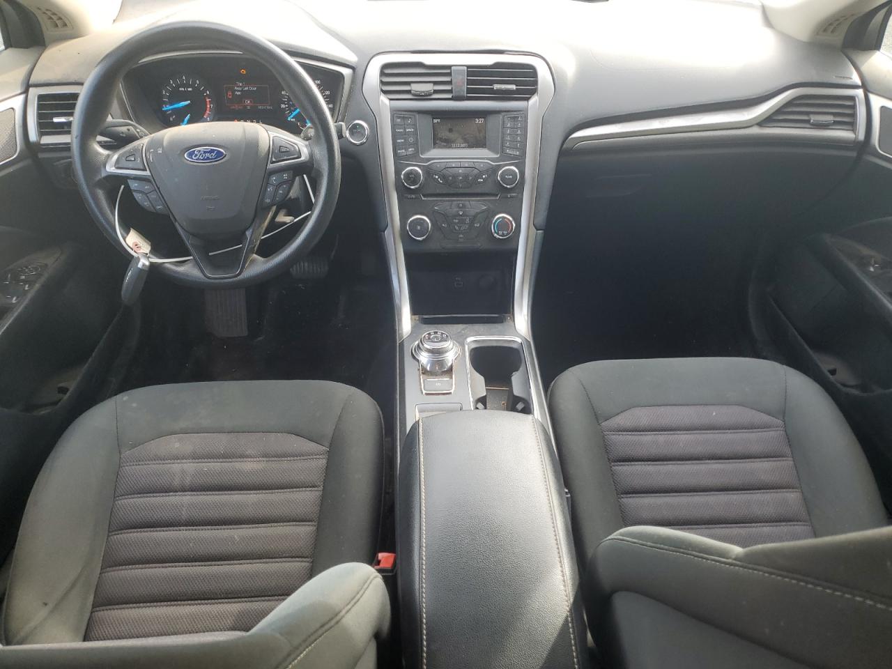 Ford Fusion Se Image 7