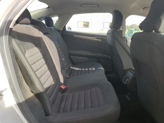 Ford Fusion Se Image 11