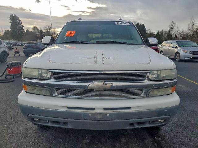 Chevrolet Suburban K1500 Image 7