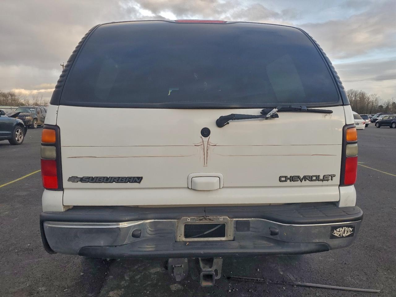 Chevrolet Suburban K1500 Image 13