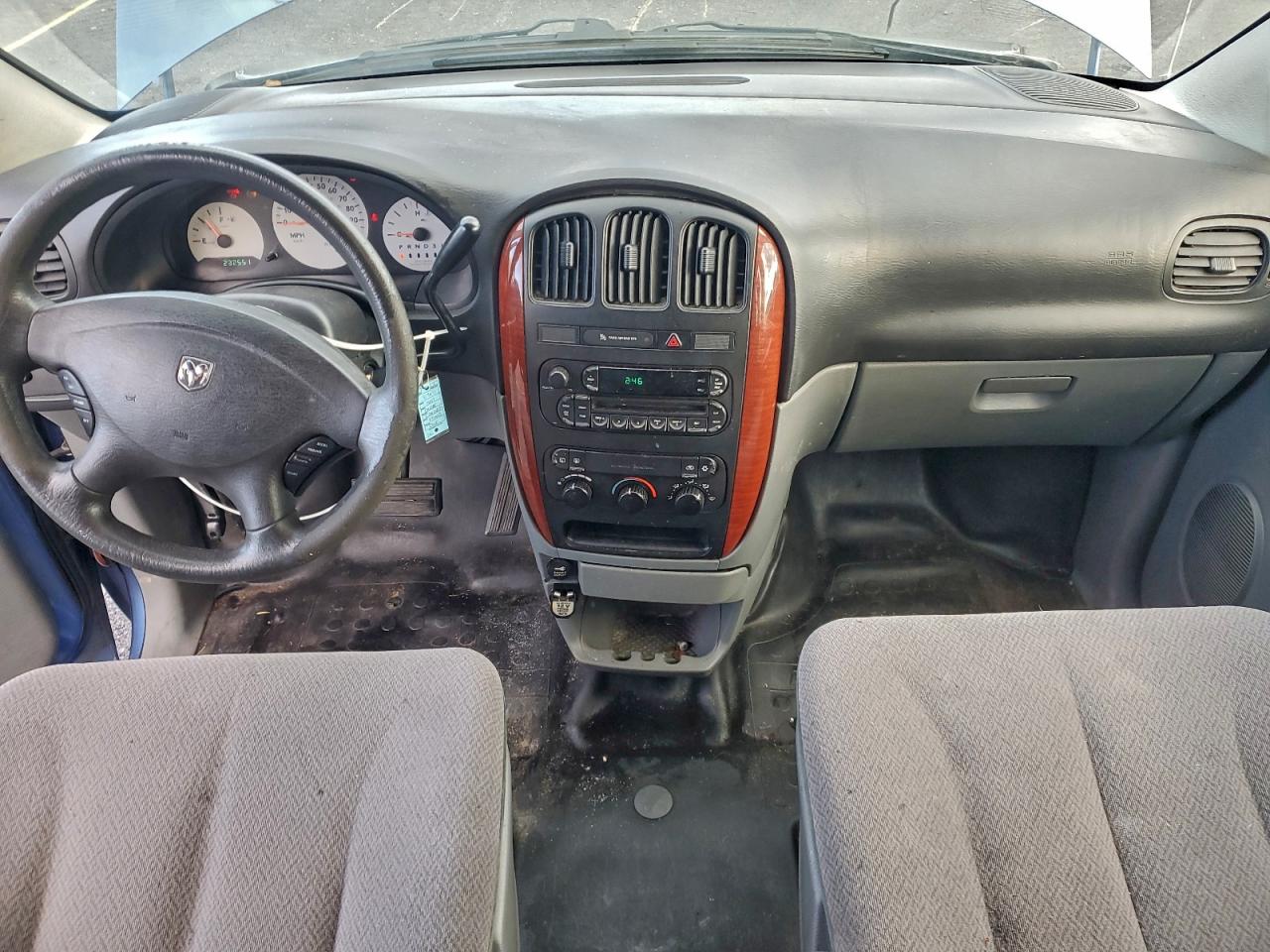 Dodge Caravan C/v Image 8