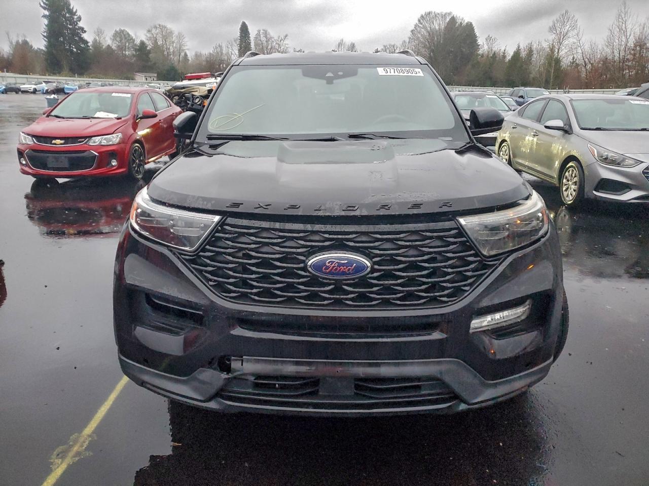 Ford Explorer St Image 9