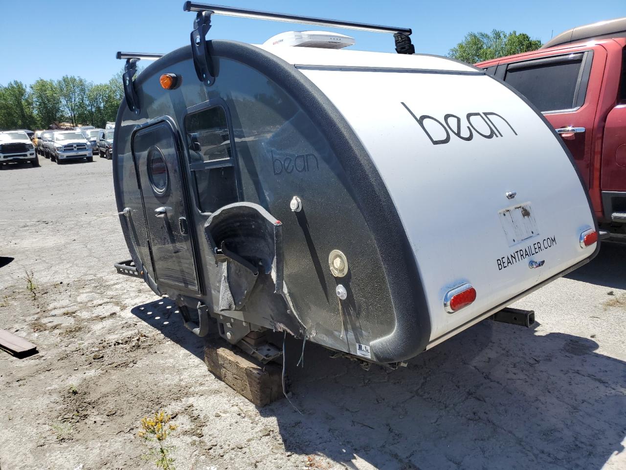 Bean Trailer Image 8