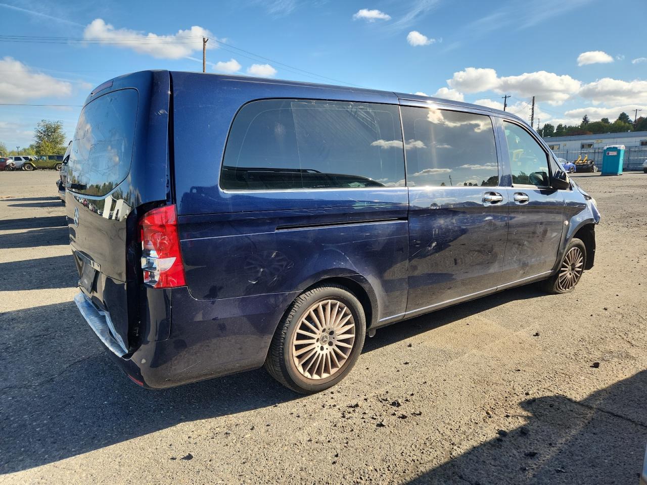 Mercedes-Benz Metris Image 5