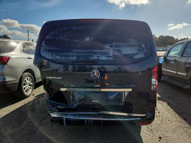 Mercedes-Benz Metris Image 8