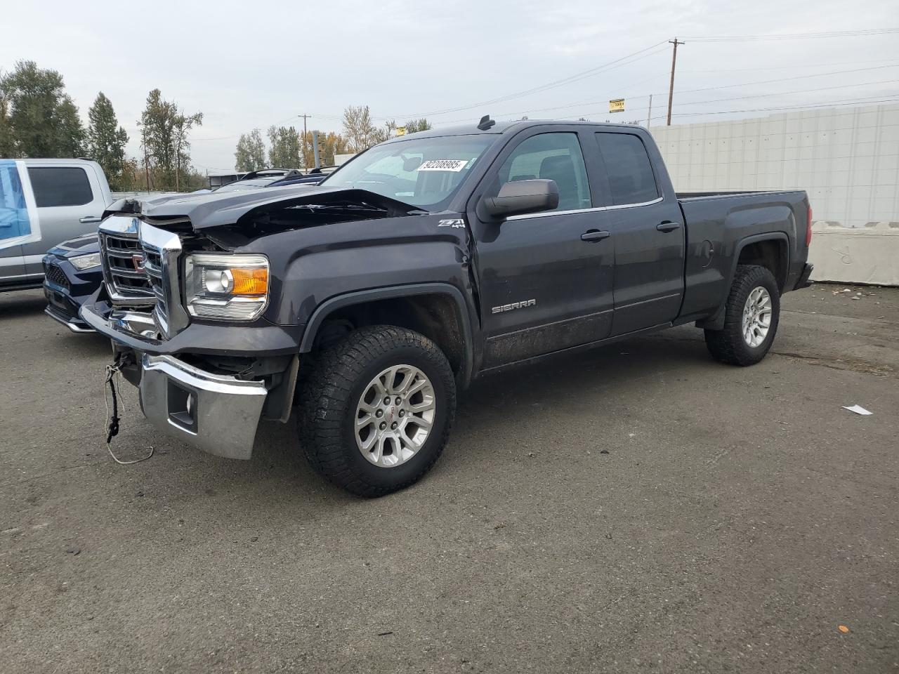 GMC Sierra K1500 Sle Image 1