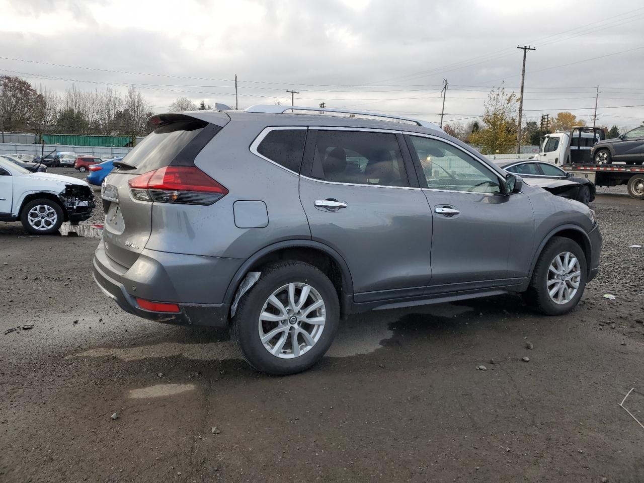Nissan Rogue S Image 6