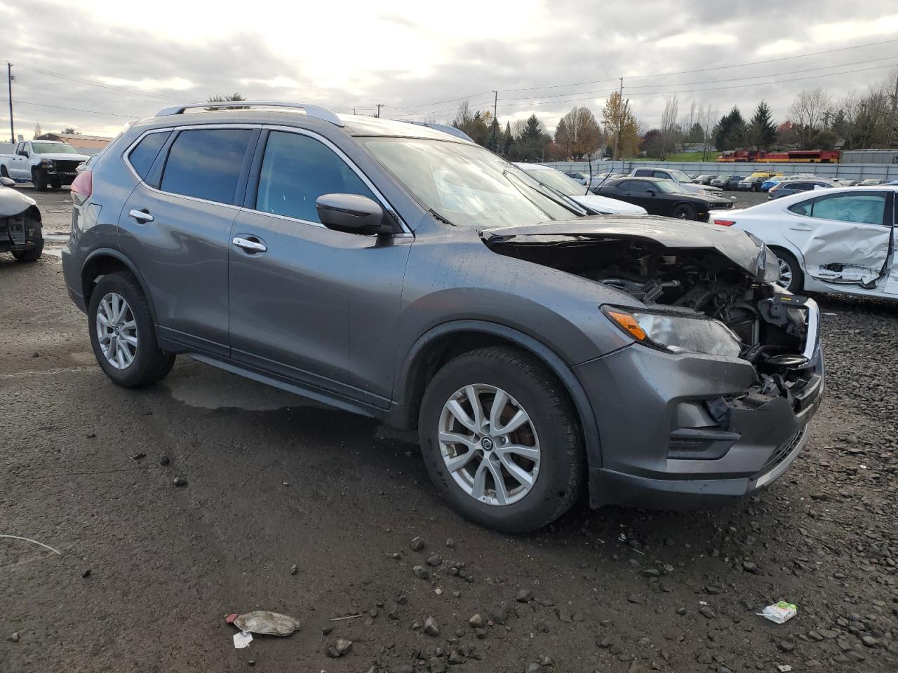 Nissan Rogue S Image 7