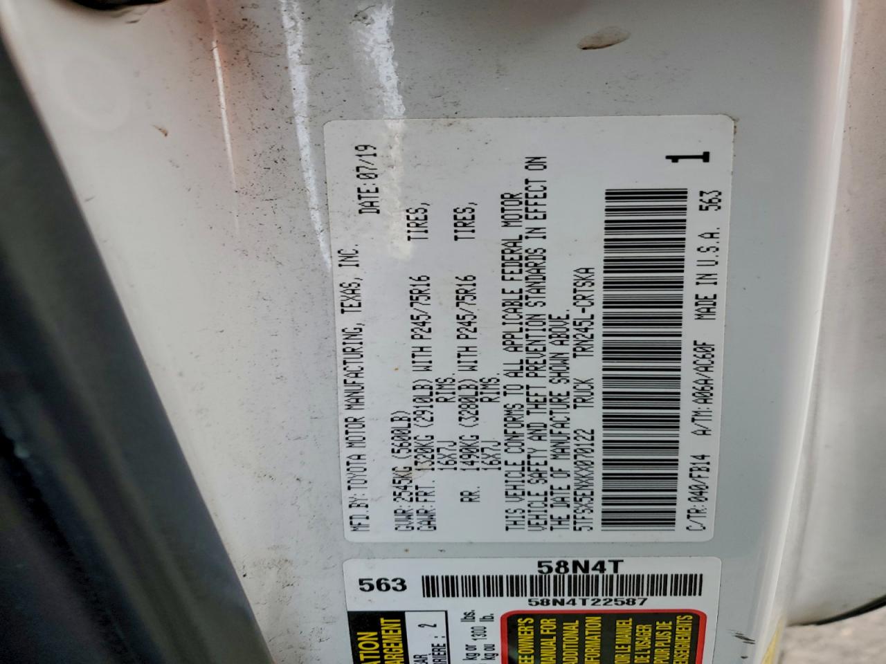 Toyota Tacoma Access Cab Image 6