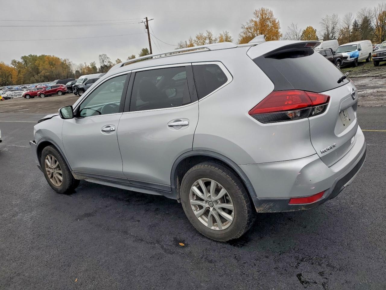 Nissan Rogue S Image 12