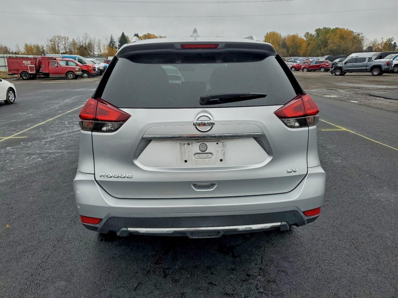 Nissan Rogue S Image 10