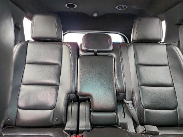 Ford Explorer Limited Image 8